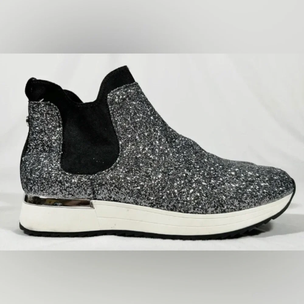 NWOT Kenneth Cole Reaction Cameron‎ Chelsea Pewter Sparkle Jogger 6